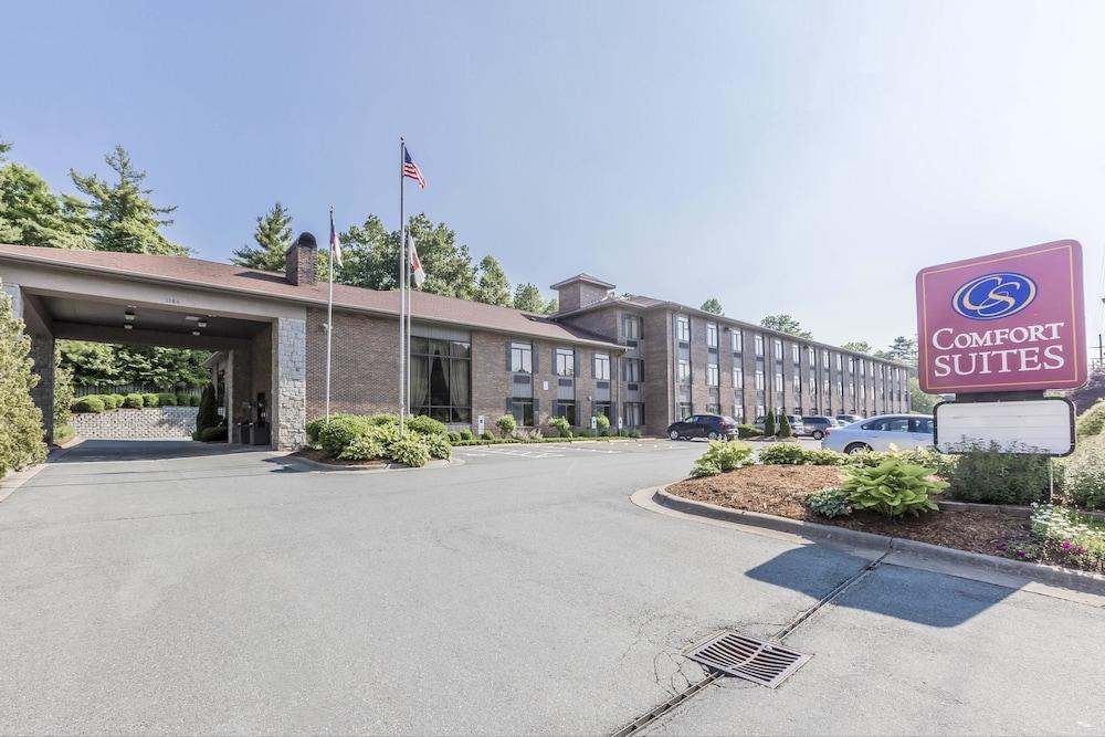 Comfort Suites Boone - University Area Exterior photo